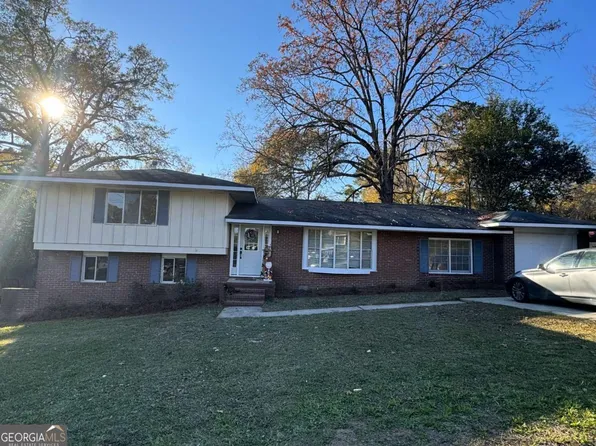 109 Allenwood Cir SW, Milledgeville, GA 31061