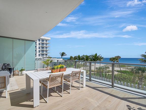 5th image of 1116 N Ocean Blvd #303