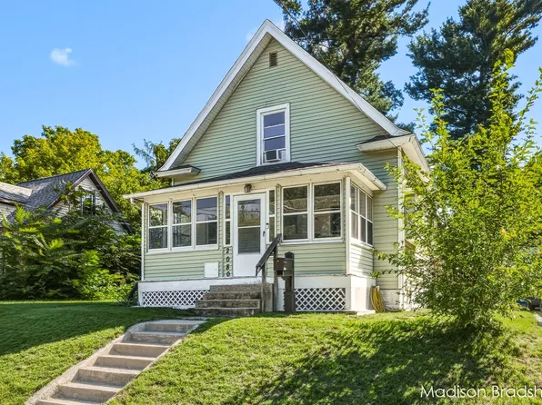 2080 Swensberg Ave NE, Grand Rapids, MI 49505