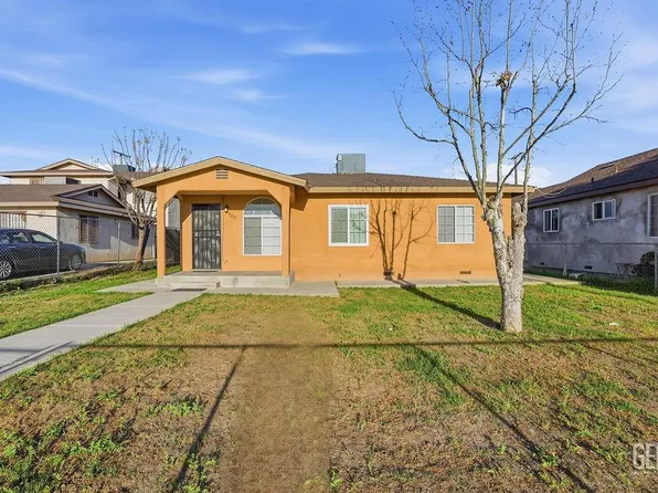 420 Dover Pl, Delano, CA 93215