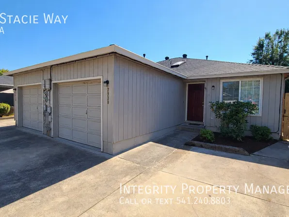 2938 Stacie Way, Medford, OR 97504
