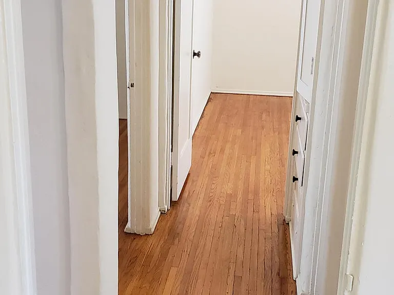 108 Roswell Ave #1 — Photo 7