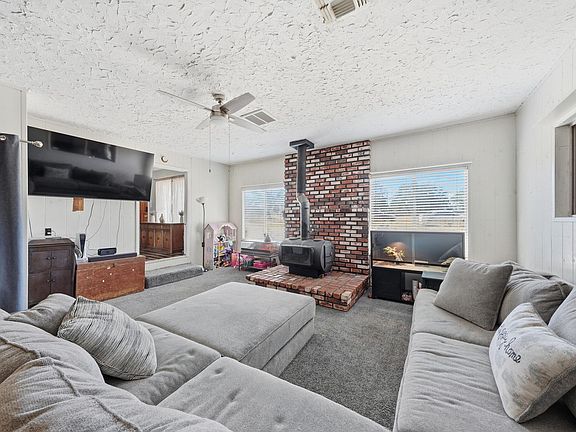 4th image of 22189 Old Alturas Rd