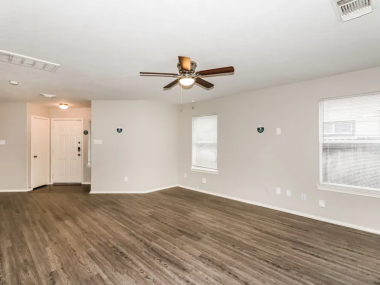 19315 Montclair Meadow Ln — Photo 6