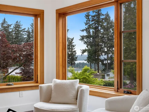 9615 NE 26th Street, Clyde Hill, WA 98004