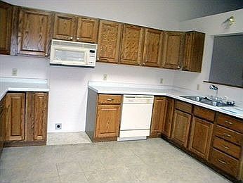 4th image of 222 Tara Dr