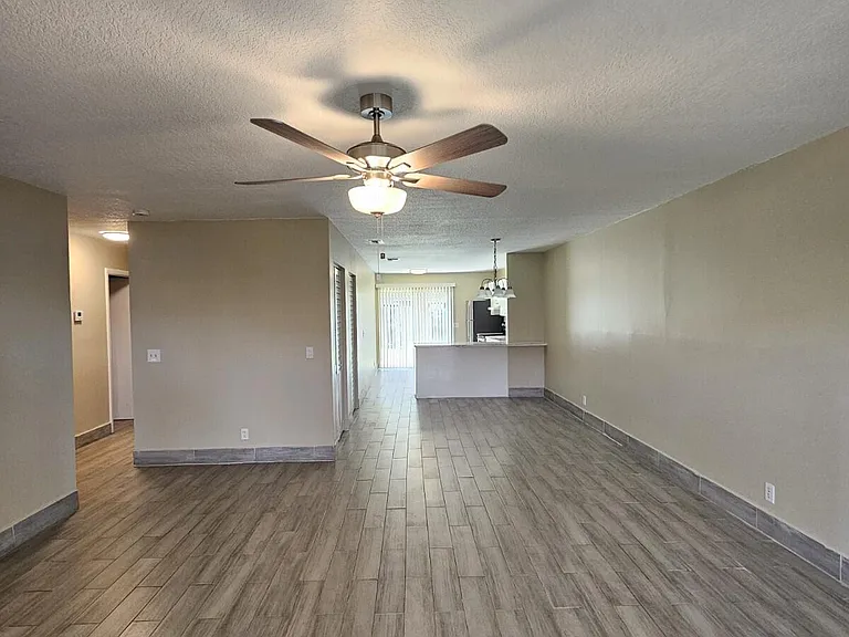 4859 Orleans Ct #C — Photo 1