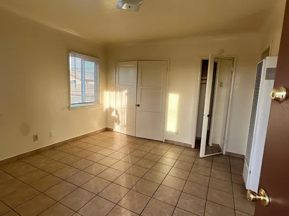 3472 Flower St #C, Huntington Park, CA 90255