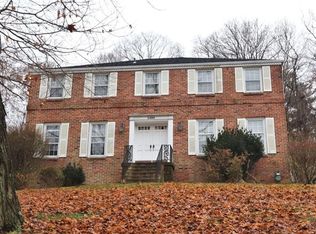 2480 Corteland Dr, Pittsburgh, PA