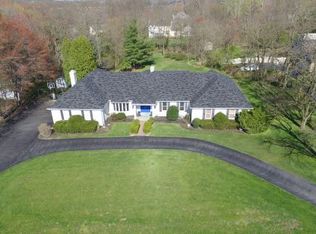 2335 W Deerfield Dr, Media, PA 19063