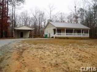 611 Winston Dr, Bowman, GA 30624