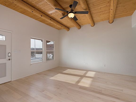 4th image of 7179 Mesa Del Oro