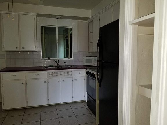 2nd image of 1527 39th Ave N
