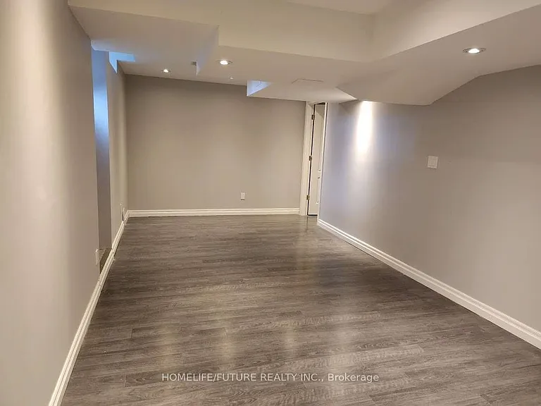908 Rushton Rd #BASEMENT — Photo 4