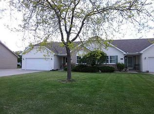 576 Wedgewood St, Elmore, OH 43416