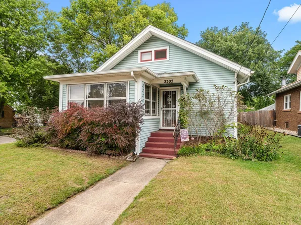 2302 Broadway, Rockford, IL 61104