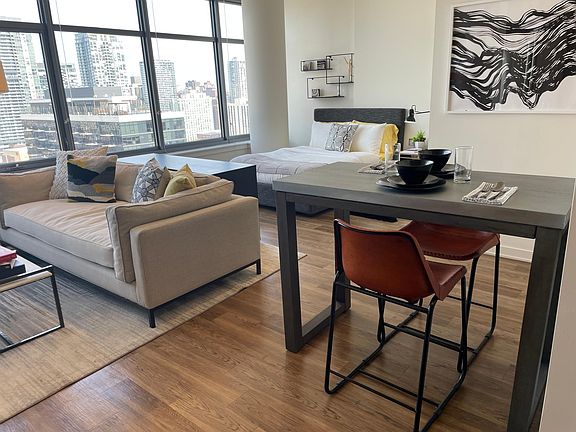 5th image of 873 N Orleans St #1