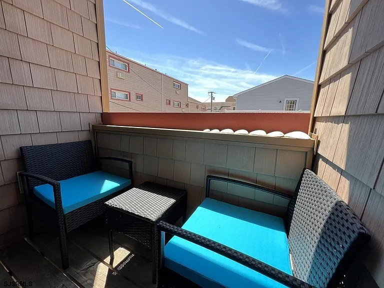 330 42nd St S #B15 — Photo 8