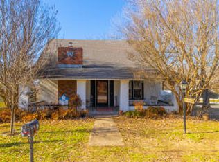 624 S Sycamore St, Harrison, AR 72601