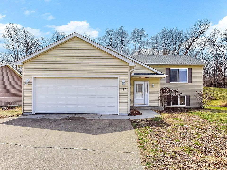 1st image of 117 Valley Ct