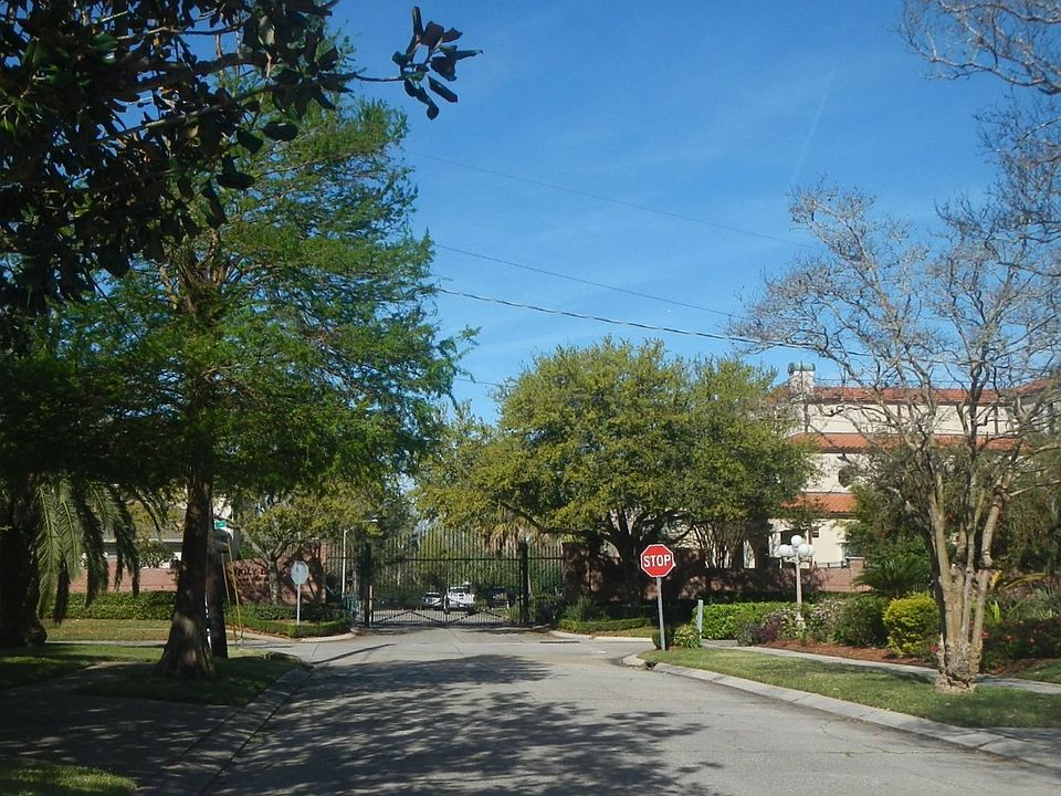 2nd image of 7 Holyland Dr