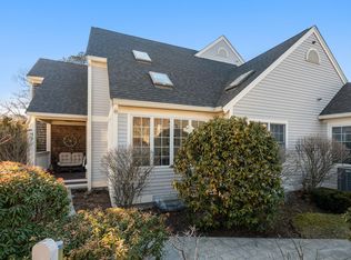 73 Gold Leaf Ln, Mashpee, MA 02649