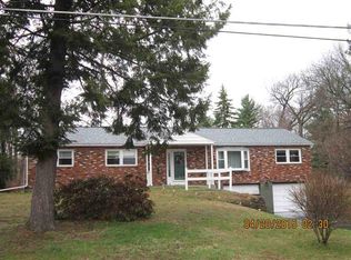 12 Eldorado Dr, Clifton Park, NY 12065