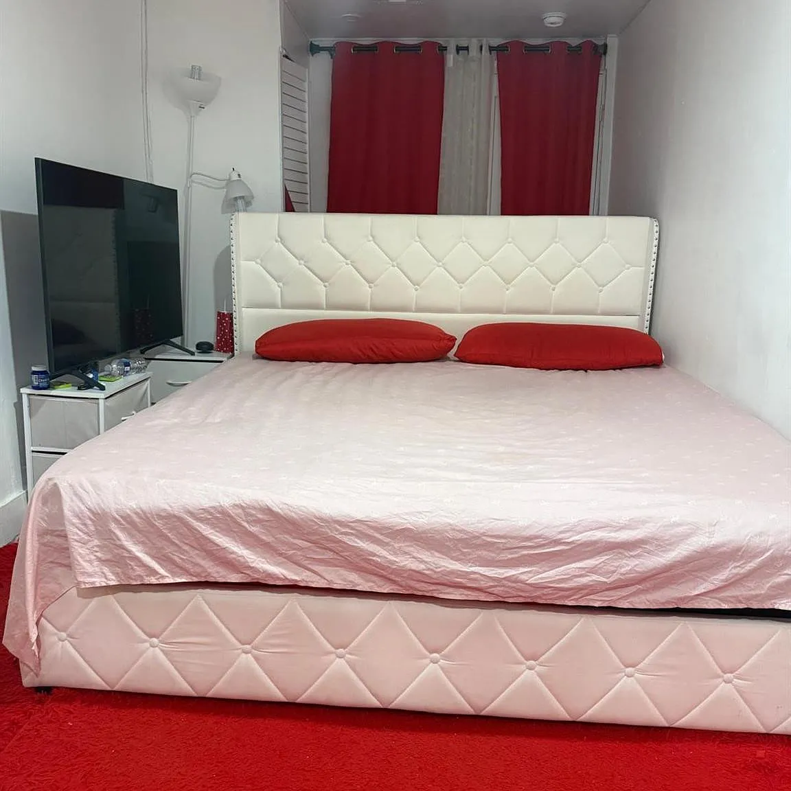3 bed, 1.0 bath, 700 sqft, $2,000 — Photo 4