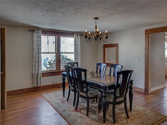4th image of 915 Wexford Ave