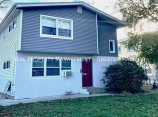 2009 Lake Point Dr APT A, Madison, WI 53713