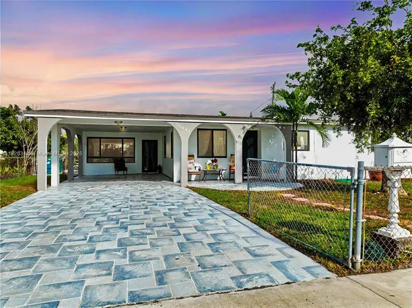 10441 SW 150th Ter, Miami, FL 33176
