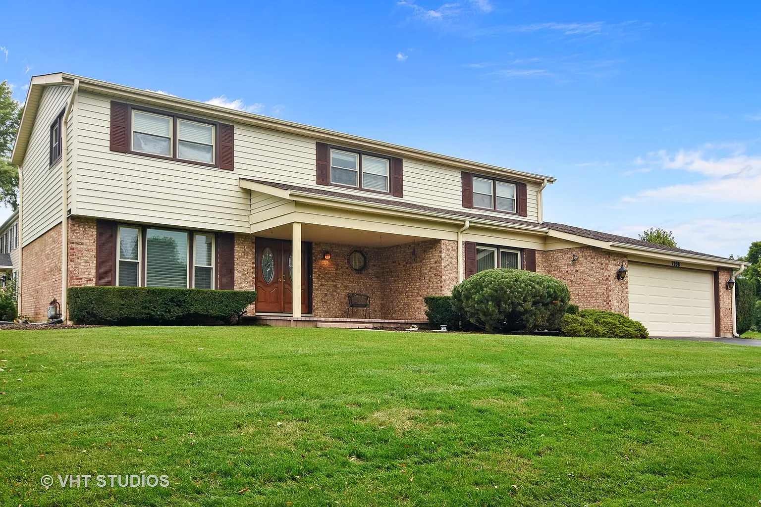 1208 W Hampton Pl photo 1