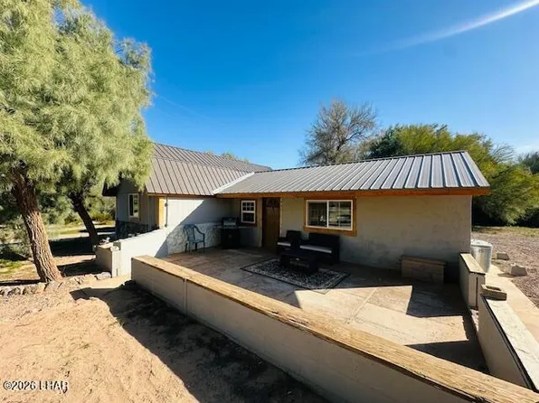 29525 Beer Barrel Ln, Bouse, AZ 85348