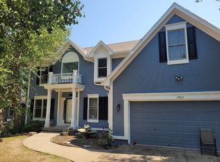 2907 SW 11th Ter, Lees Summit, MO 64081