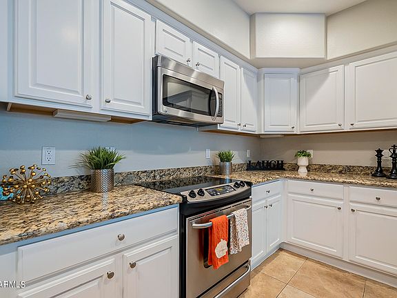 2nd image of 2130 W HUNTER Court #142
