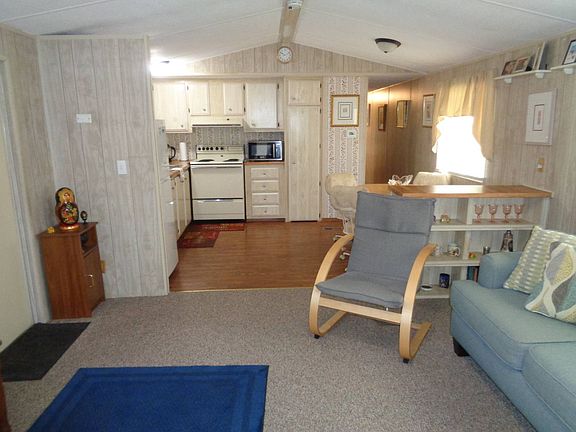 5th image of 3731 Old Tampa Hwy #16