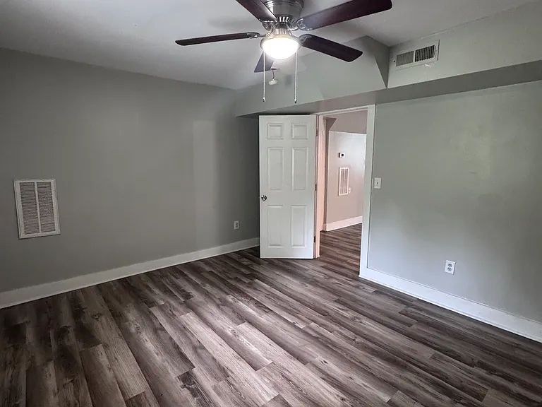 828 Silver Ave — Photo 10