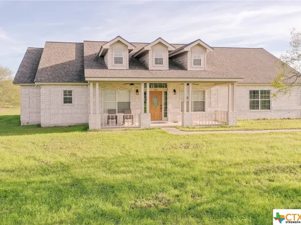 141 Copper Spur Ln, Victoria, TX 77905
