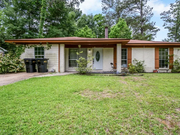 104 Ginger Dr, Hattiesburg, MS 39402