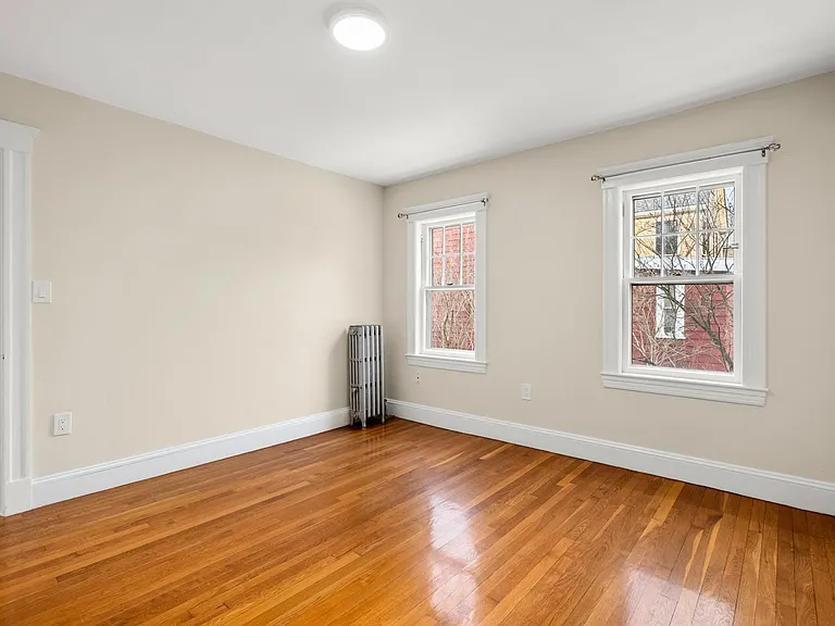 18 Acorn St — Photo 17