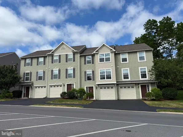 136 Kestrel Ln, Boalsburg, PA 16827