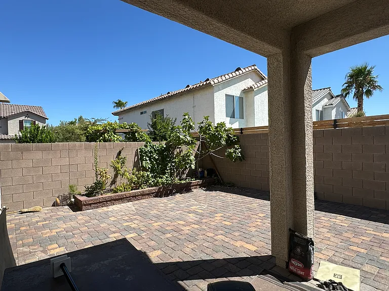 4218 Tarim St — Photo 25