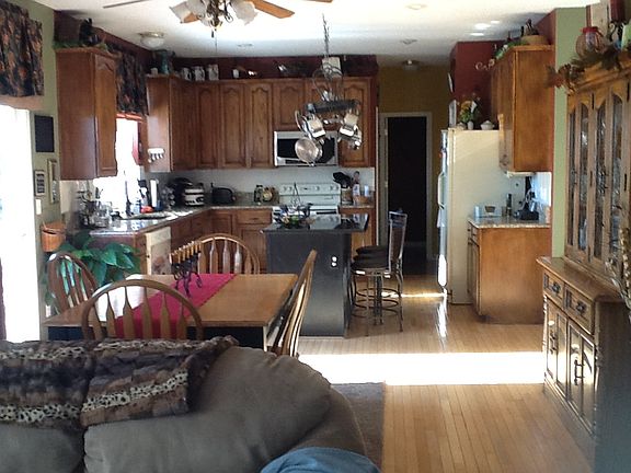 Eat in Kitchen