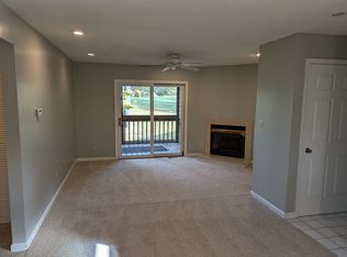 9605 S Lake Ridge Dr #6, Bloomington, IN 47401