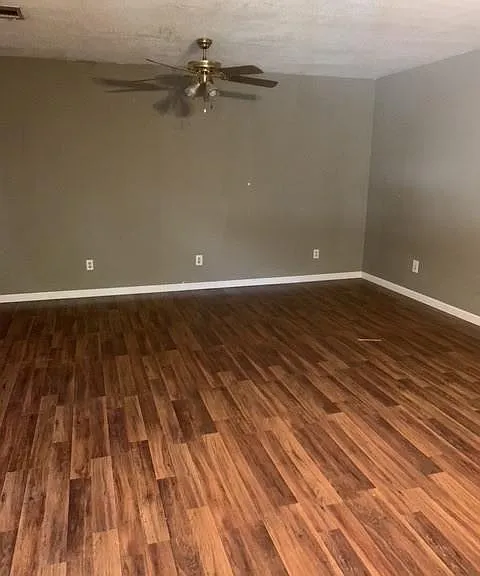 16719 Sky Blue Ln — Photo 5
