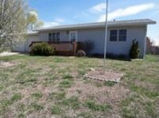 454 N Cottonwood St, Lebo, KS 66856