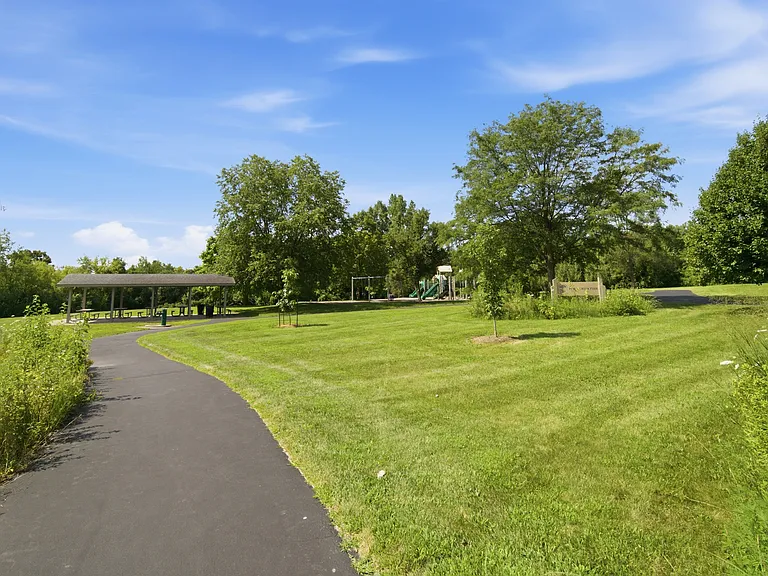 5280 Burnham St — Photo 42