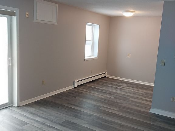 4th image of 61 N Main St #E-1