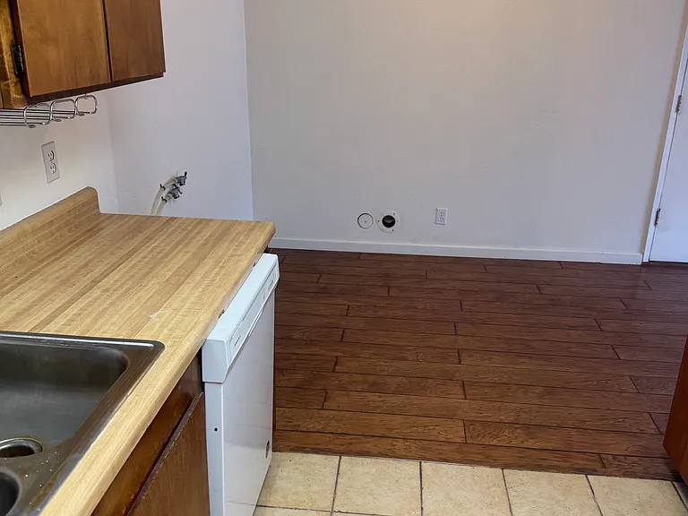 7478 Santa Ysabel Ave #E — Photo 5