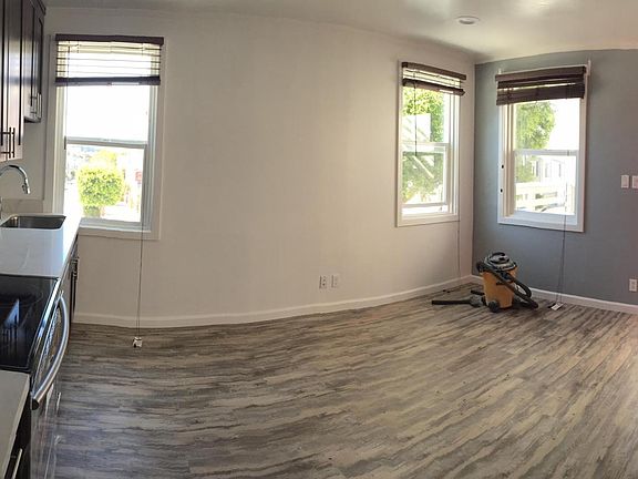 2nd image of 290 Stanyan St